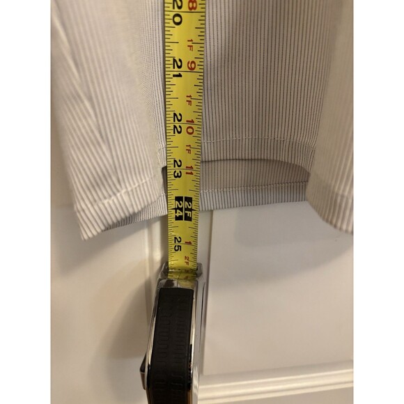 Travis Mathew Shorts Mens 38 Khaki Starnes Stretch Flat Front Performance Golf - Picture 6 of 7